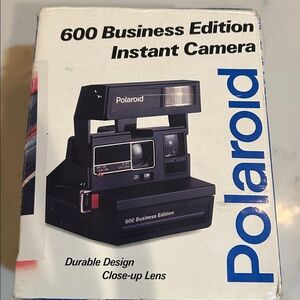 POLAROID CAMERA 600 BUSINESS EDITION  INSTANT CAMERA